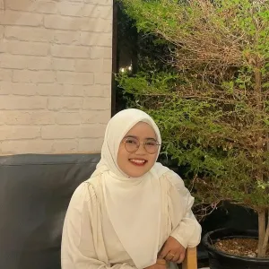 Neng Barkah - Guru lectures du coran  - Karawang