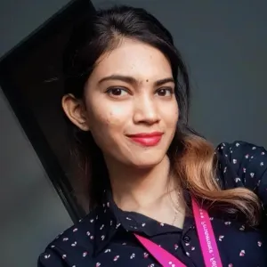 Mayuri - Economics tutor - Ipoh