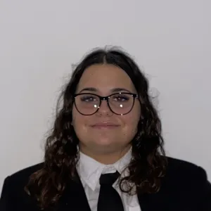 Maria - Prof de português - Lisboa