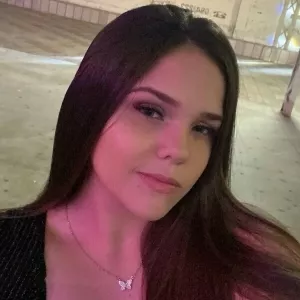 Mayra - personal trainer - Patos