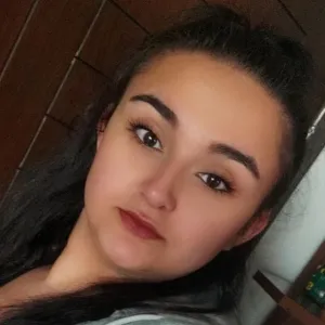 Eda Nur - Türkçe öğretmeni - 