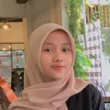 Nurul - Guru akuntansi - Langsa
