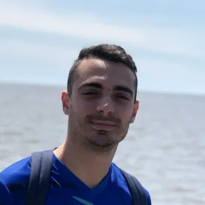 Axel - profesor de programación - Valentín Alsina