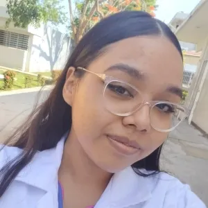 Mayra - Profe de biología - Acayucan