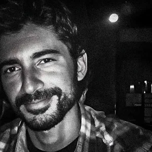 SEBASTIAN - Profesor de fotografía - 