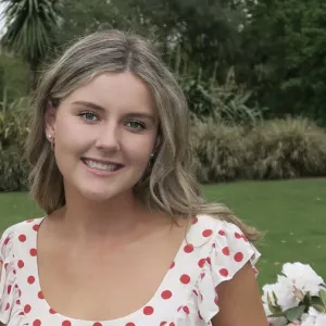 Polly - Business Studies tutor - Coolangatta