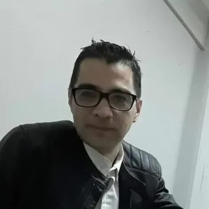 Javier - Profesor psicología - José Mármol