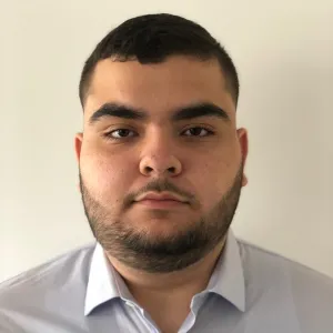 Serhat - Prof d'initiation informatique - Drancy