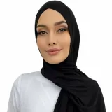 Bana - Arabic tutor - Four Corners