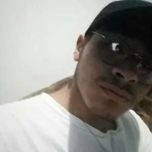 Bryan estefano - profesor de diseño gráfico - Villa EL Salvador