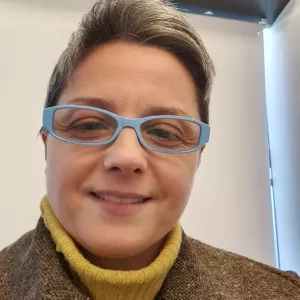Michela - Insegnante di diritto - Saronno