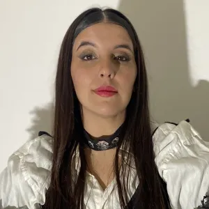 Juli - Profe de coreografía - 