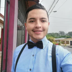 Kaleth - profesor de lengua española - Turrialba
