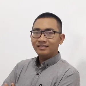 Priyo - Guru ilmu komputer dasar - Tajur Halang