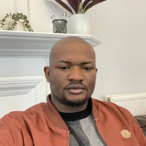 Tolulope - Crypto currency tutor - Southampton