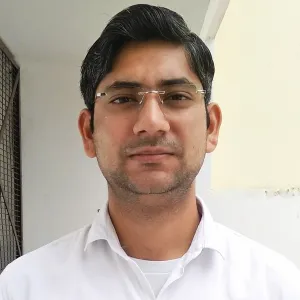 Gyan Vardhan - Computer programming tutor - Hapur