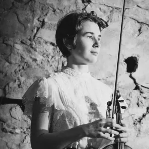 Madelyn - Violin tutor - Hampstead Gardens