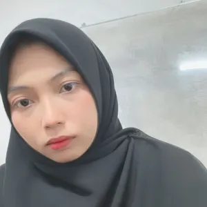 Monicca - Guru bahasa mandarin - Kota Semarang