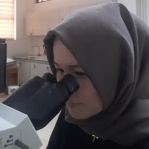 Tuba - Biyoloji öğretmeni - 