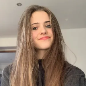 Tyra - English tutor - Redhill