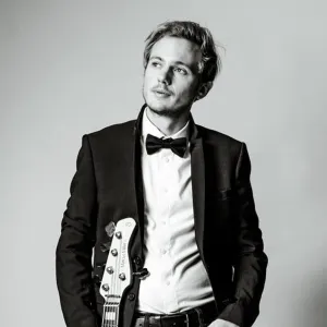 Sacha - Prof de basse - Saint-Étienne-du-Rouvray