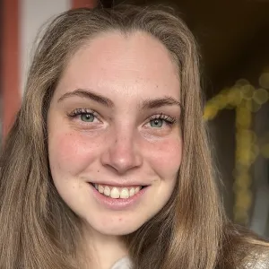 Ella - Creative Writing Tutor - Saint Leonards-on-sea