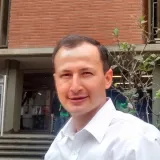 Hector Hernan - Profesor de piano - 