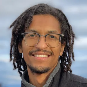 Achaebe - Reading tutor - Montreal