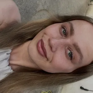 Lilly - Englischlehrerin - Solingen