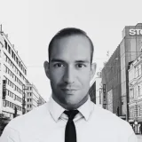 Luis - Prof de finanças - Brasília
