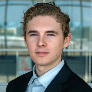 Ash - English tutor - North Bay