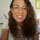Vívian - Professor de canto - Goiânia