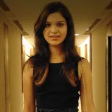 Aarzoo - English speaking teacher - Glasgow