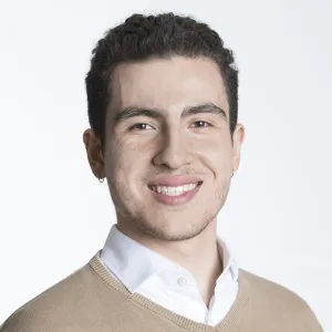 Sinan - Lehrkraft für BWL - Düsseldorf