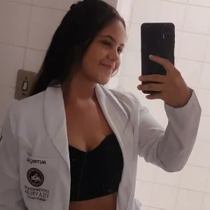 Julya Cristinne - Professor de nutrição - Vila Velha