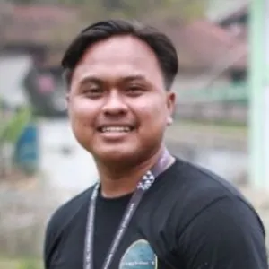 Falikhin - Guru mengaji - Bandung