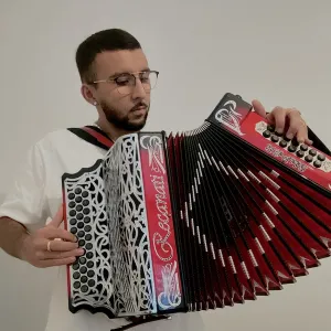 Leandro - Prof d'accordéon diatonique - Cheseaux-sur-Lausanne