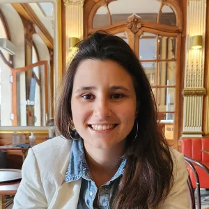 Carla - Prof de portugais brésilien - Paris 4e