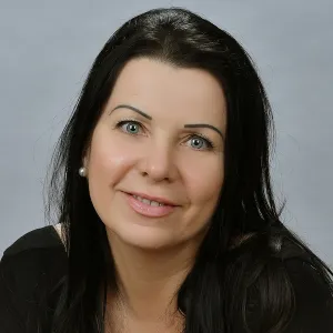 Anita - angol - szóbeli magántanár - Kozármisleny