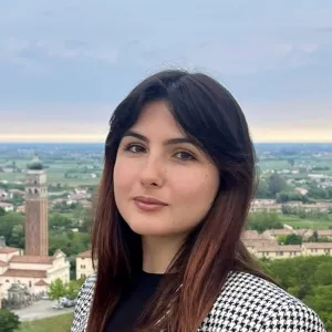 Elisa - Insegnante di aiuto compiti - Treviso