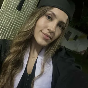 Mariana - Prof de inglês - Cachoeira Paulista