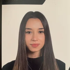 Clara - Profe de piano - Ourense