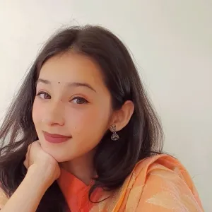Anshika - Bollywood dancing tutor - Dehradun