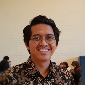 Mutiara - Economics tutor - Adelaide