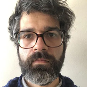 Pablo - profesor de arquitectura de interiores - Santiago