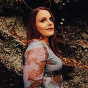Olivia - Singing tutor - Bristol