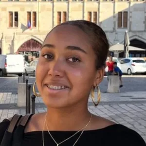 Aïdée - Prof d'aide aux devoirs - Dijon