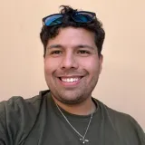 Emi - profesor de arquitectura - Xirivella