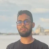 Yuri - Prof de gestão de vendas - Moropia