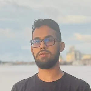 Yuri - Prof de gestão de vendas - Moropia